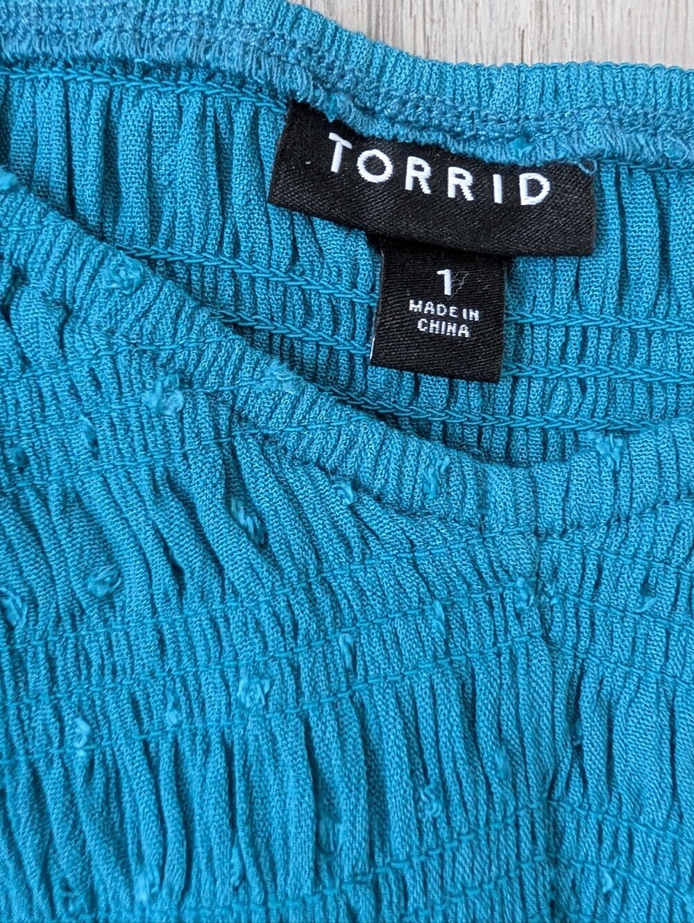 Torrid Plus Crinkle Gauze Smoked 3/4 Blouson Tiered Sweetheart Top Biscay Bay 1X - Picture 12 of 15